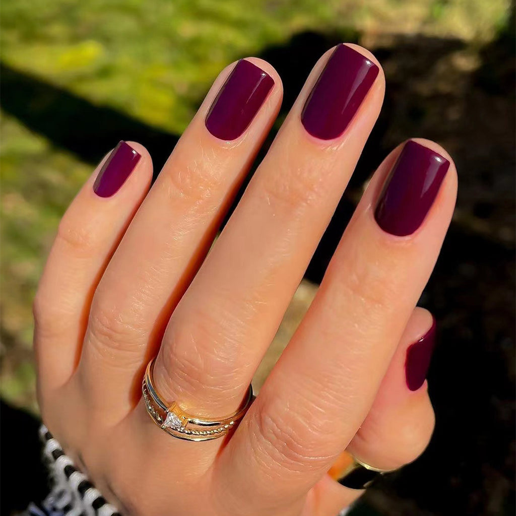 Short Square Press-On Nails – Wines – Plum
